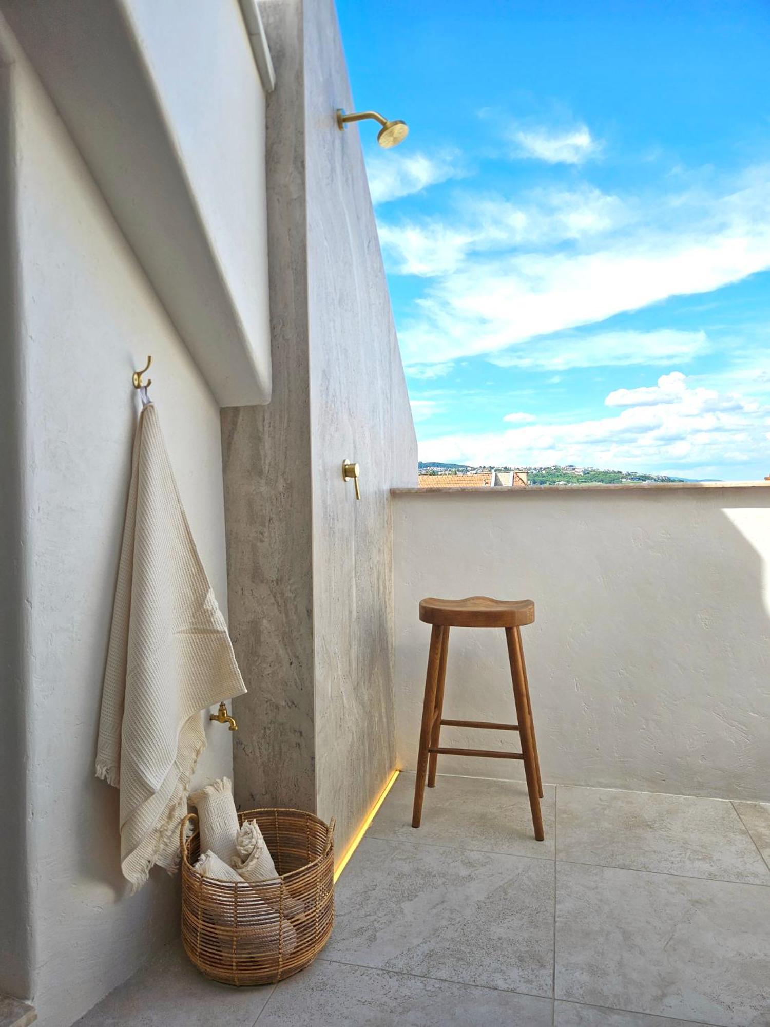 New Design Top-Class Suite Next To The Castle-Free Parking-Terrace Bratislava Exterior foto